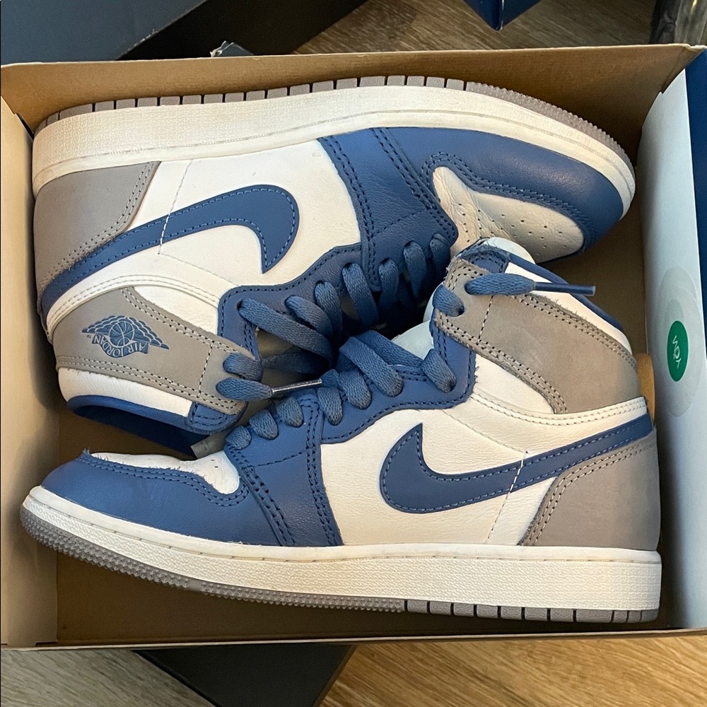 Jordan Kids Blue and Gray Sneakers